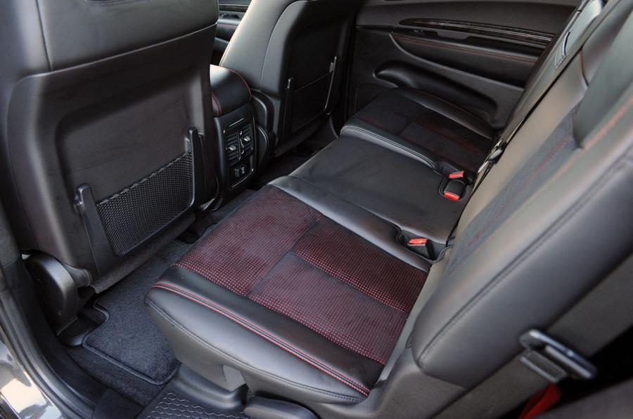  Dodge Durango R/T 2011 года  (фото 10 из 54)